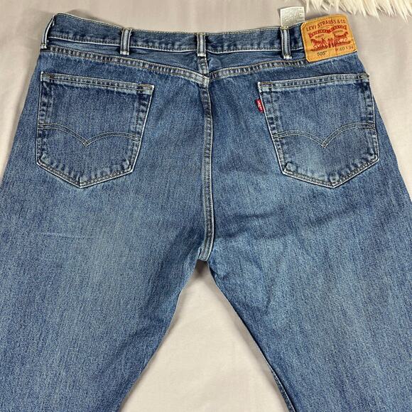 Levi's 505 Jeans Mens 40X34 (*40X32.5" actual)Medium Wash Blue Straight Fit - Picture 9 of 9